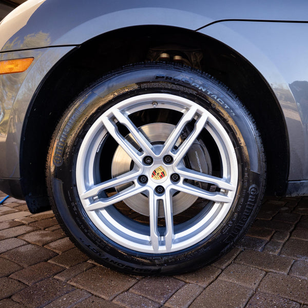 Tire GSS with Applicator Pad